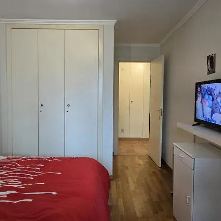 Prázdninový dům Aroeira Villa, Beach&golf With Private Garden *