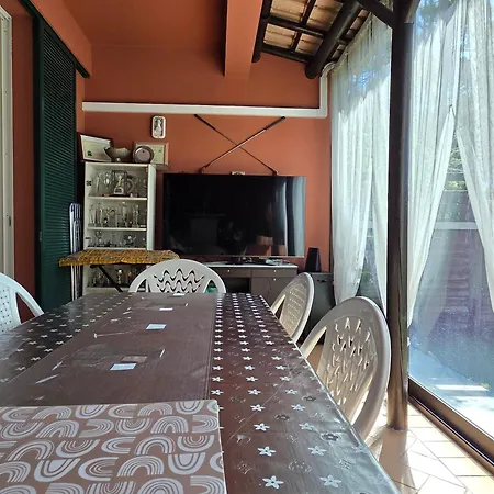 Aroeira Villa, Beach&golf With Private Garden Aroeira (Setubal)