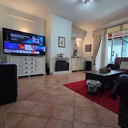 Aroeira Villa, Beach&golf With Private Garden * Aroeira (Setubal)