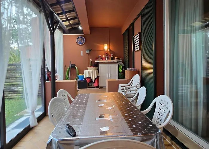 Aroeira Villa, Beach&golf With Private Garden Ferienhaus *